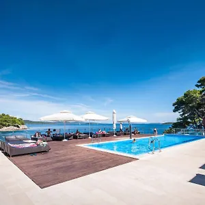 Maxim Hotel